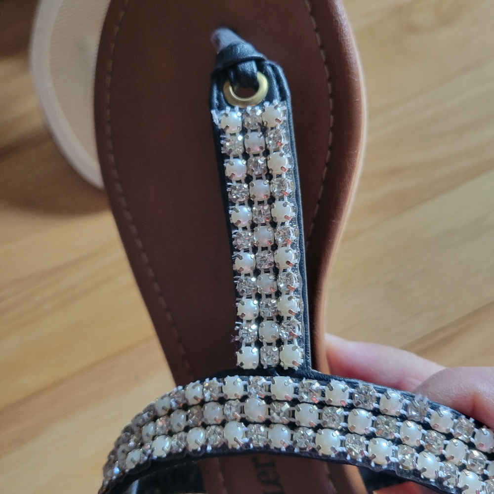 NEW!! In box, Olivia Miller Studded Sandals - Picture 4 of 8